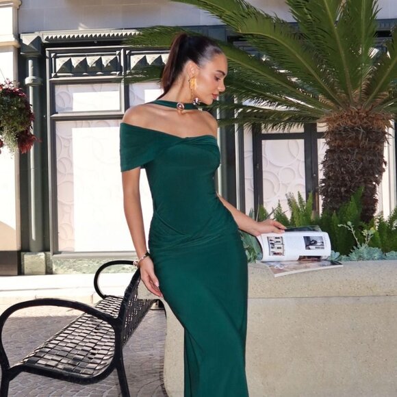 Cinderella Dresses & Skirts - New Hunter Green Special Occasion Gown w/ Twisted Neckline & Open Back CD T503